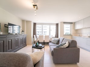 Furniture, Property, Picture Frame, Couch, Comfort, Interior Design, Living Room, Building, Table, Architecture