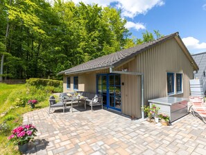 Chalet, Toit, Domicile, Porte, Batiments Jardin, Jardin, Biens, Cour, Ombre, Aménagement Paysager