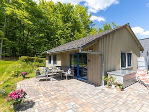 Chalet, Toit, Domicile, Porte, Batiments Jardin, Jardin, Biens, Cour, Ombre, Aménagement Paysager