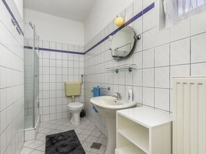 Zapfhahn, Eigentum, Armatur, Sinken, Bad Sink, Gebäude, Badezimmer, Lila, Fussboden