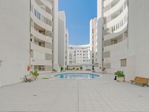 Building, Window, Sky, Architecture, Plant, Urban Design, Condominium, Tower Block, Real Estate, City