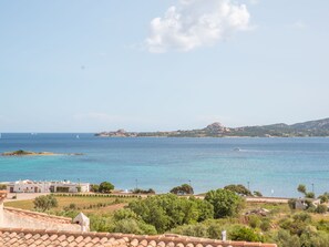 L'Eau, Ciel, Nuage, Plante, Bleu Azur, Arbre, Cotiers Et Relief Océaniques, Horizon, Paysage, Plage