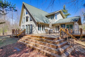 Private Deck | 3-Story House | Lake View