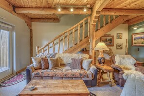 Cozy Colorado feel