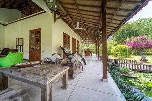 Terrace/patio