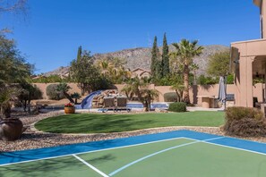 Gorgeous Mountain Views, Pool and Spa, Pickleball, Basketball