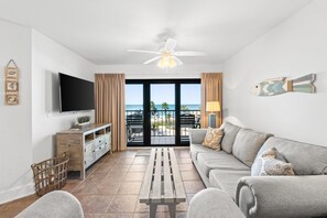 Living Area with Gulf Views