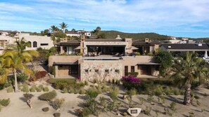 In the tranquil and exclusive Puerto Los Cabos community in San José del Cabo