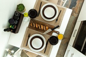 The beautiful tableware items were specifically selected to give you the best breakfast experience as well as match the decor of the home.
