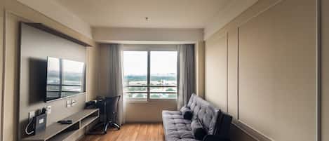 Seating area,Photo of the whole room