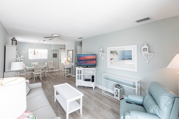 001 Living Area