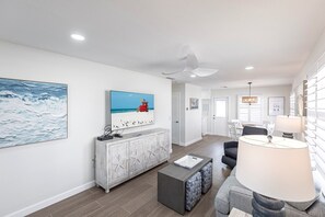 02 Living Room