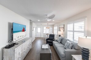 03 Living Room