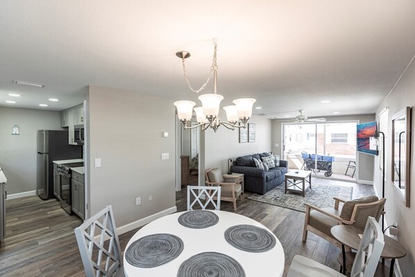 001 Living Area