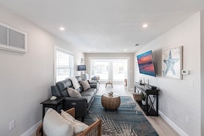 03 Living Room