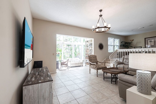 001 Living Area