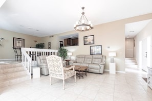 02 Living Room