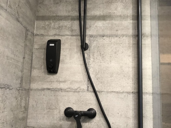 Hand-held showerhead