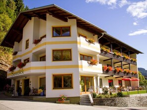 Hotel-Garni Haus Sonnblick