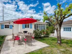 Cloud, Sky, Plant, Building, Window, Table, Land Lot, Shade, Leisure, Real Estate