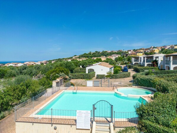 Ciel, L'Eau, Propriété, Bâtiment, Plante, Piscine, Bleu Azur, Architecture, Plan D'Eau, Arbre