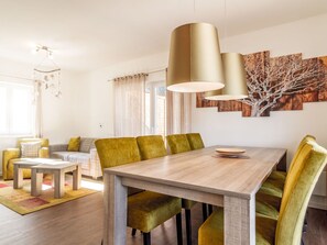 Table, Meubles, Chaise, Bois, Fenêtre, Design Intérieur, Rectangle, Sol, Lampe, Salon