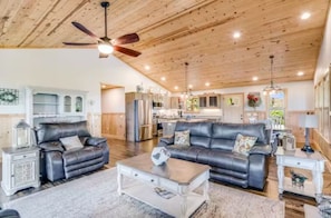 "The cabin was beautiful. It was clean and comfortable." -Jessica