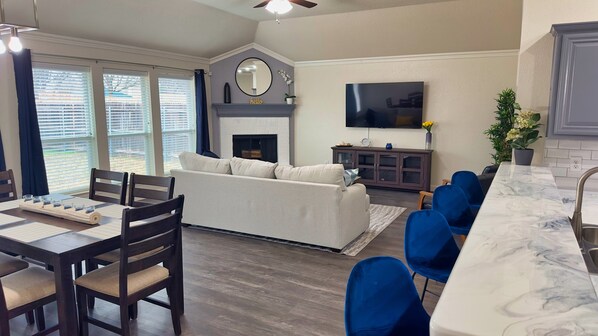 Living Area 1