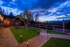 Beautiful walkways to home. Amazing sunset views