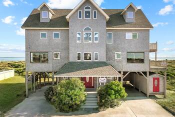 Oceanfront, Hot Tub, Beach Access, Game Room, Poker Table