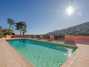 Plant, Water, Building, Sky, Property, Swimming Pool, Azure, Tree, Body Of Water, Leisure
