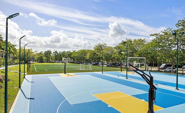 Sport court