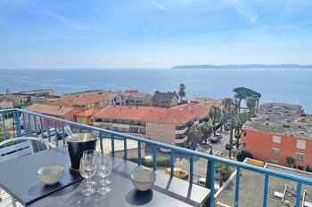 Apartment T3 - 4/5 people - Exceptional sea view - Air conditioning - Near beach and town center...