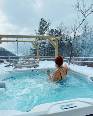 Bain à remous extérieur