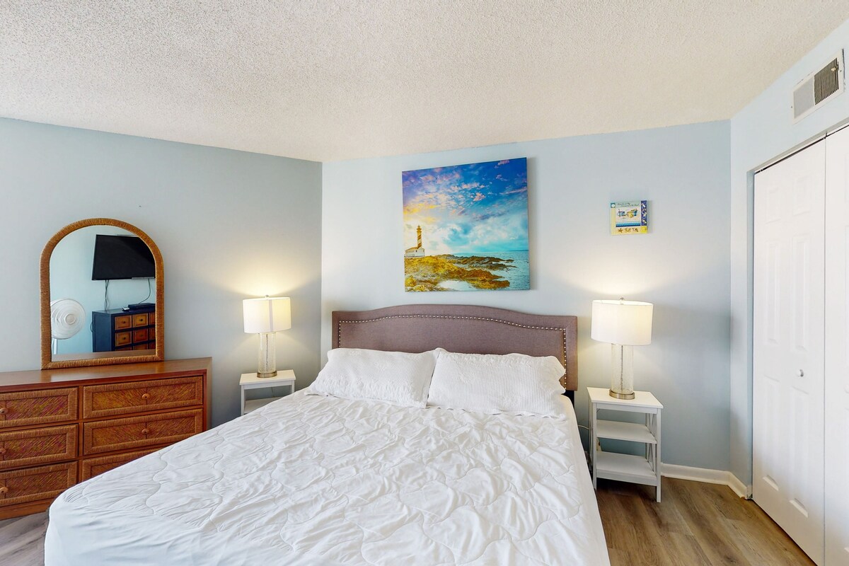Oceanfront condo with indoor pool, beach access, hot tub, sauna, & basketball