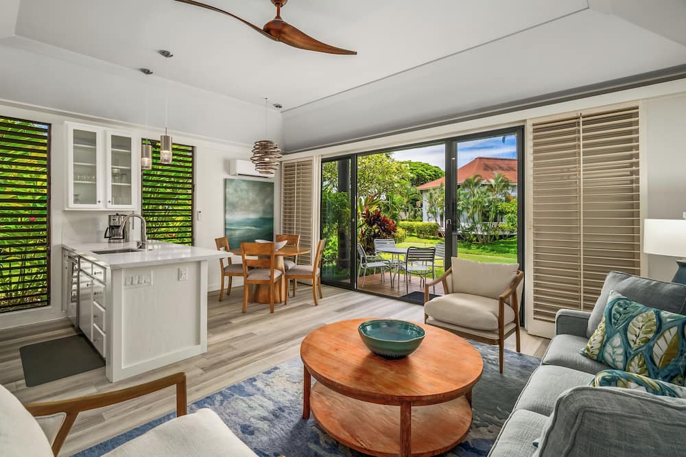 Remodeled #56, New owner discount rates, AC, grnd flr end unit, ideal location!