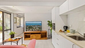 Studio Nelson | Open-Plan Living & Dining
