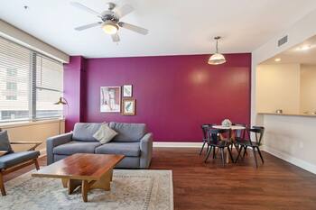 French Quarter Getaway: Stylish 1BR Condo with Pool Access