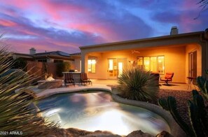 Private pool/spa.