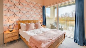 Bedroom Three, Goslings, Bolthole Retreats