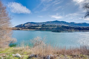 Columbia River Views