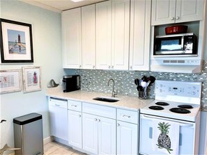 Full Kitchen