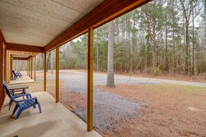 Exterior | Covered Porch