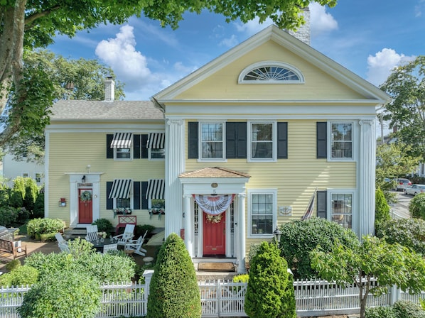 Welcome to Mystic Sunrise! This1835 home is on the National Historic Registry.