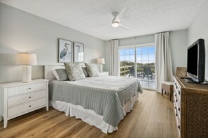 Serene Master Suite with Flat Screen Smart TV and Sliders to Deck (King Bed)