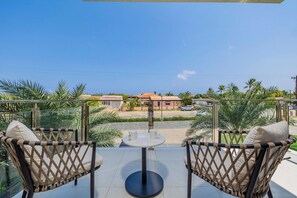 NEW One Bedroom Condo @ Wariruri w/ PrivateBalcony (17615)