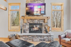 Kick back & relax and stream your favorite shows! Floor to ceiling stone fplc.