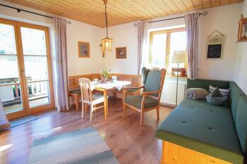 Ferienwohnung Veilchen für 2 Personen, 1 Separates Schlafzimmer, Balkon, 45m²