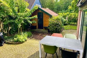 Garden [summer]