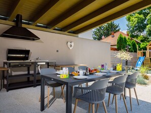 Table, Furniture, Wood, Architecture, Chair, Building, Shade, Floor, Flooring, Tree